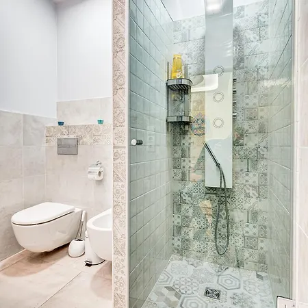 Guest Huouse With Sauna & Parking In Old Town